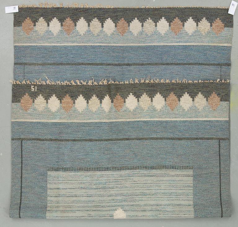 MATTA, rölakan. Signerad IS (Ingegerd Silow). Ca 244x152 cm.