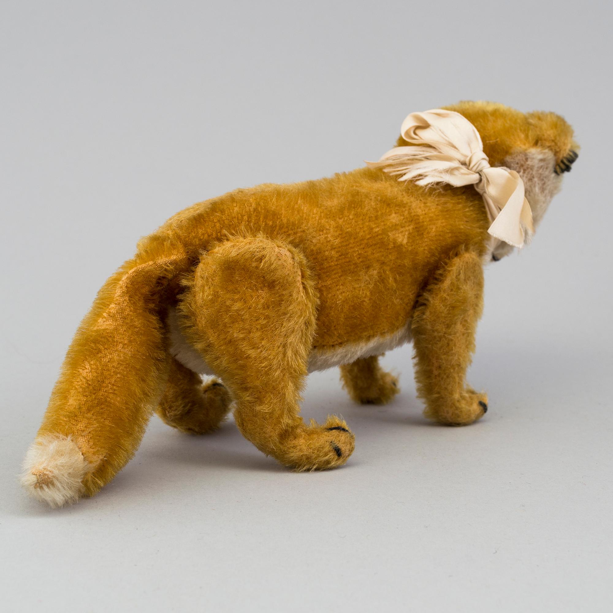 A Steiff fox Germany 1920s. - Bukowskis A Steiff fox Germany 1920s. - Bukowskis