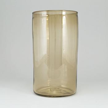 ULLA FORSELL, a vase, "Rak cylinder", Ulla Forsell Studioglas, Stockholm 2016.