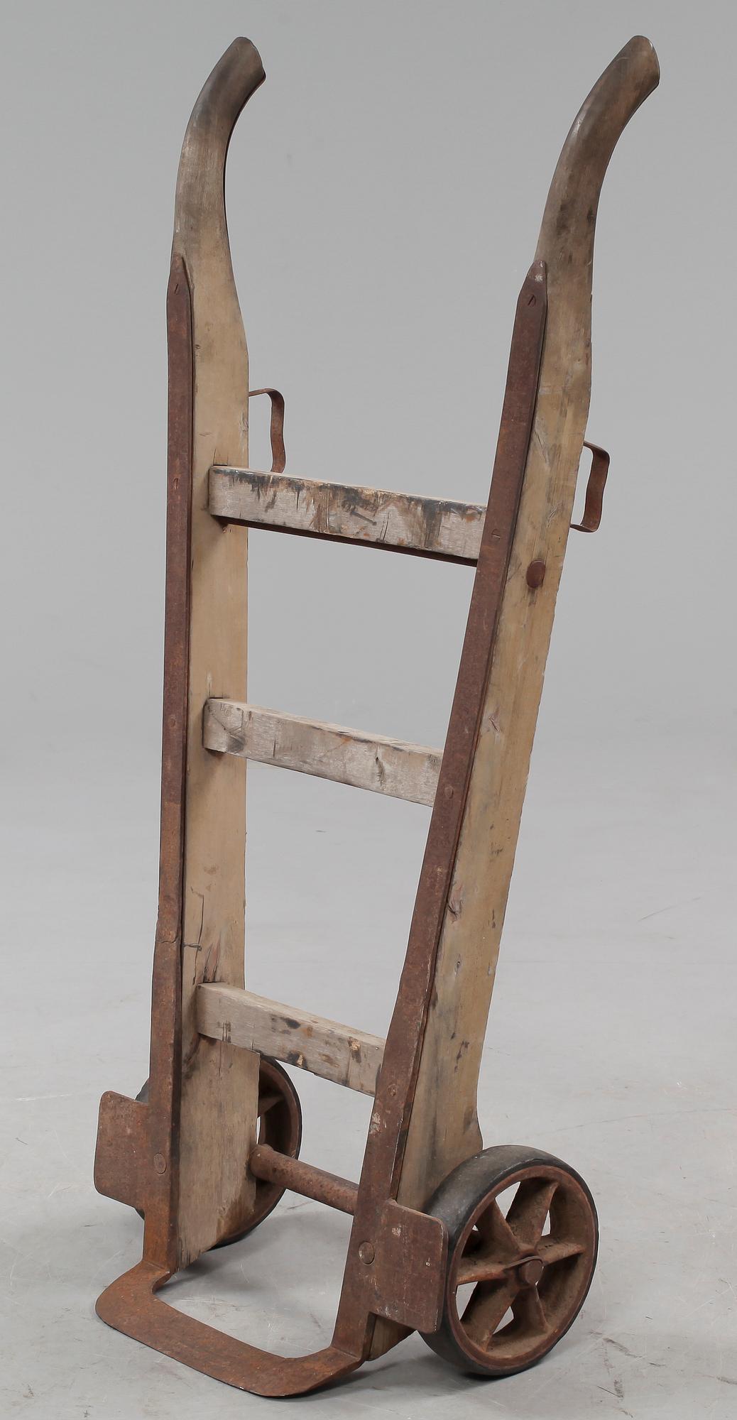 SÄCKKÄRRA, 1900-talets första del.