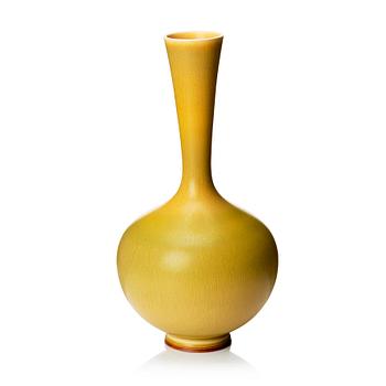 Berndt Friberg, a stoneware vase, Gustavsberg studio, Sweden 1968.