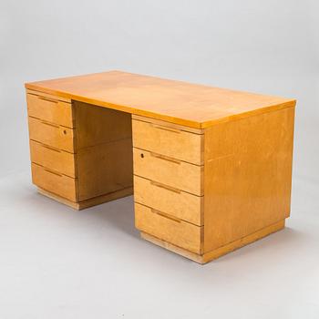 Alvar Aalto, A 1930/1940's '500' writing desk for O.Y. Huonekalu-ja Rakennustyötehdas A.B.