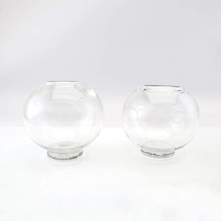 Berit Johansson, 4 signed and marked bowls from Orrefors/Sjöhyttan, one dated 1996.