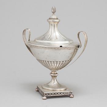 SOCKERSKÅL, silver, sengustaviansk stil, Stockholm, 1902.