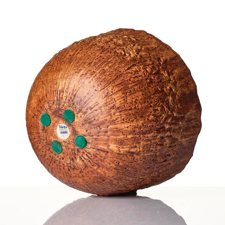 Melike Abasiyanik Kurtic, a stoneware bowl, Royal Copenhagen, Denmark 1960s.