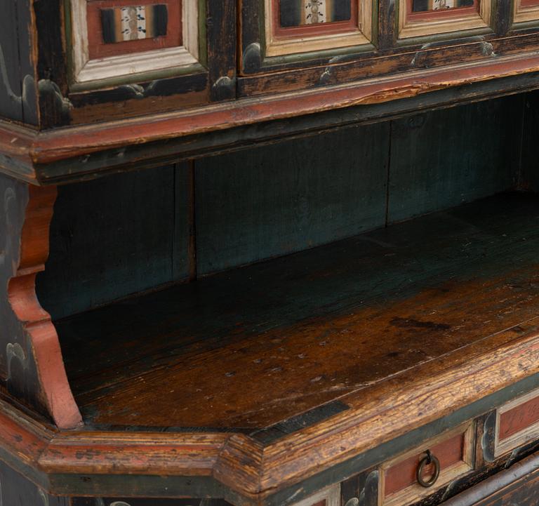 Skänkskåp, allmoge, Järvsö, Hälsingland, märkt 1817.