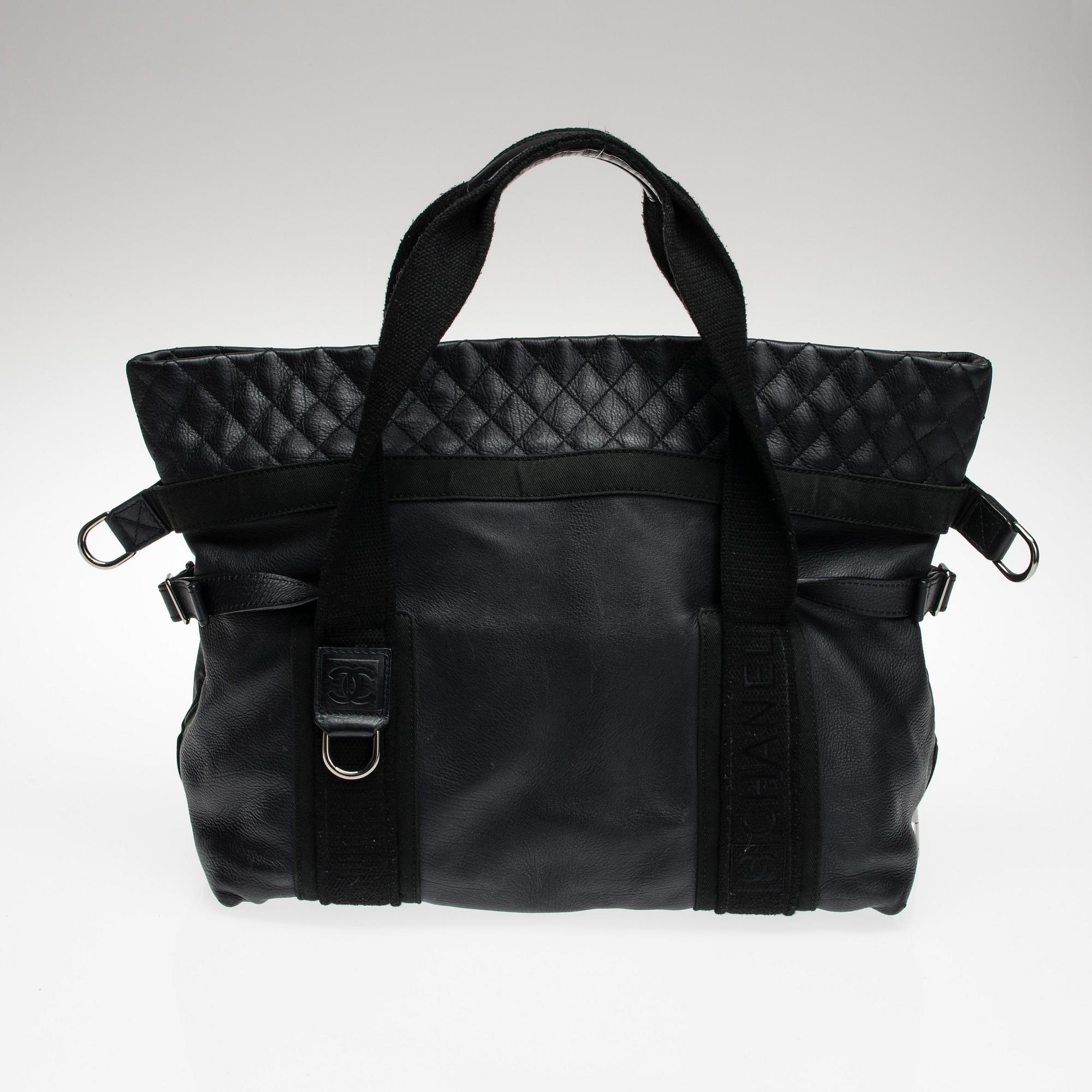 LAUKKU, Chanel.