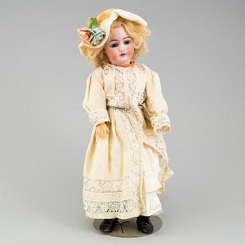 a Franz Schmidt & Co porcellain doll from the early 20th century.