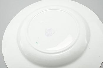 MATSERVIS, 49 delar, opakgods, "Viola", Gustavsberg, tillverkad 1895-1930.