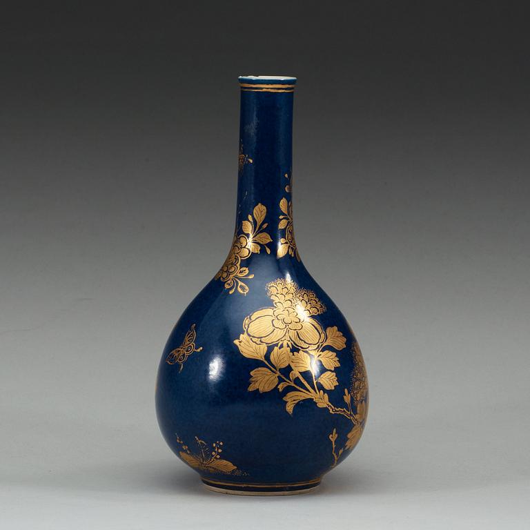 A powder blue and gold vase, Qing dynasty.