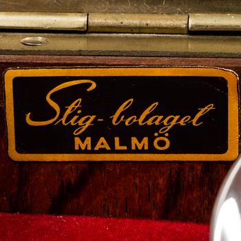 BERTEL GARDBERG, bestickuppsättning 159 dlr "Lion de Luxe", Hackman, Finland, efter 1958, schatull från Stig-Bolaget.