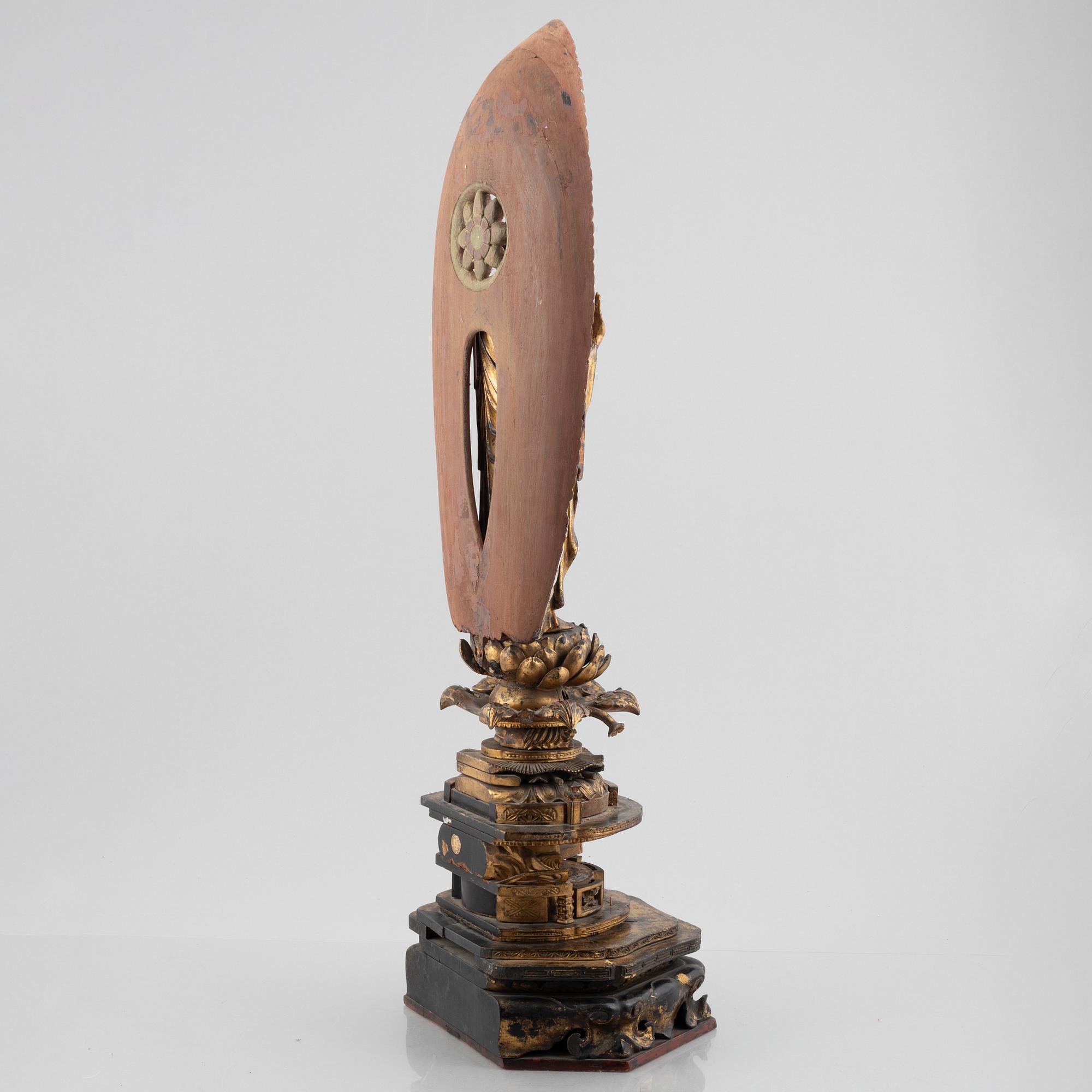 Buddha, bemålat och lackat trä, Japan, Meiji (1868-1912).