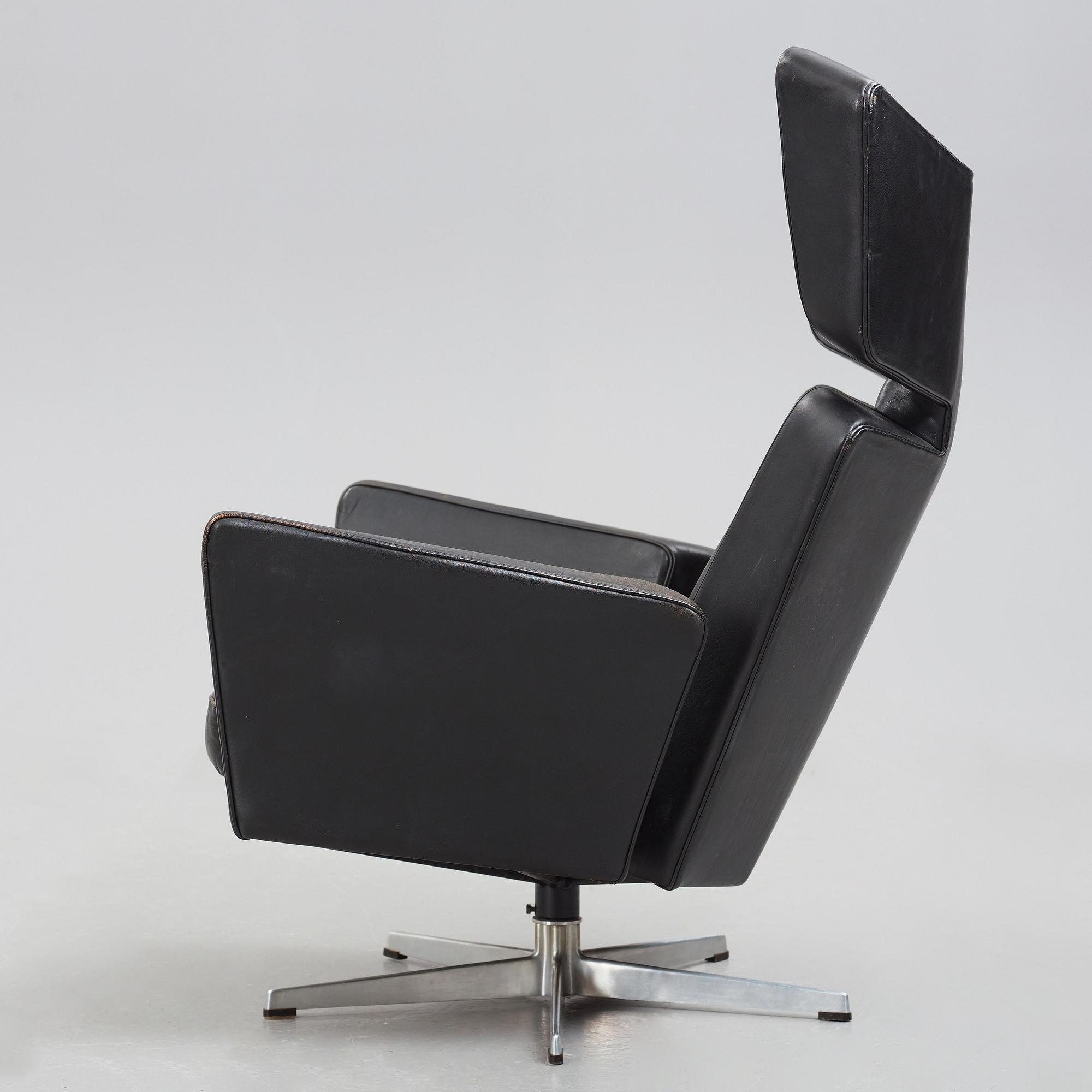 Arne Jacobsen, a black leather and aluminium "Ox-Chair", Denmark 1966.