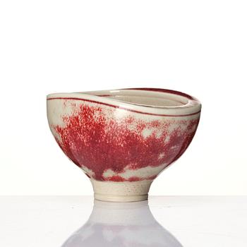 Wilhelm Kåge, a stoneware bowl, Gustavsberg Studio 1957, a vase and a dish, Kåge verkstad, with experimental glazes, mid 20th C.