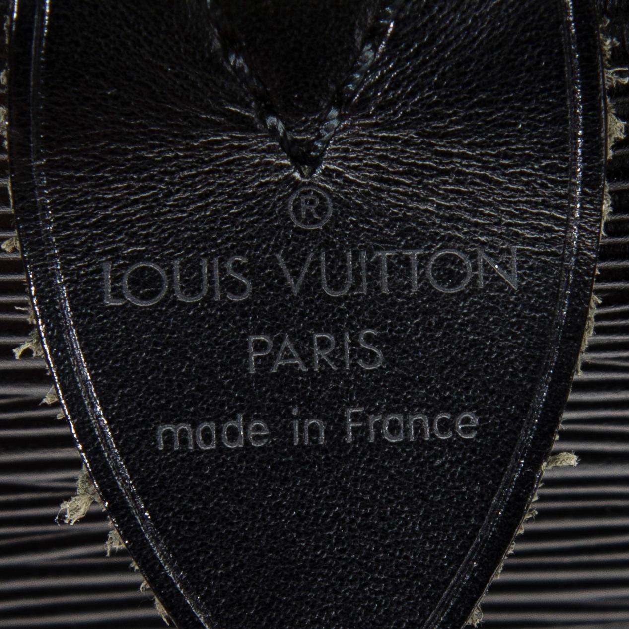 LAUKKU, "Keepall 55", Louis Vuitton.