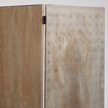 Mats Theselius, a "Rörligt objekt" room divider, ed. 100, Källemo, Värnamo post 1989.