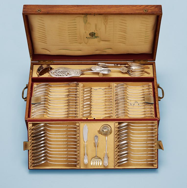 A Russian 125 piece table-service, makers mark of Grachev, S:t Petersburg 1899-1908. Imperial Warrant.
