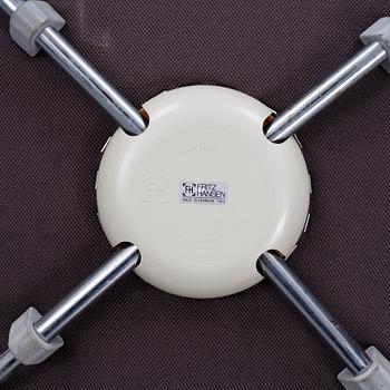 Arne Jacobsen, stolar, 10st, "Sjuan", Fritz Hansen, 1980.