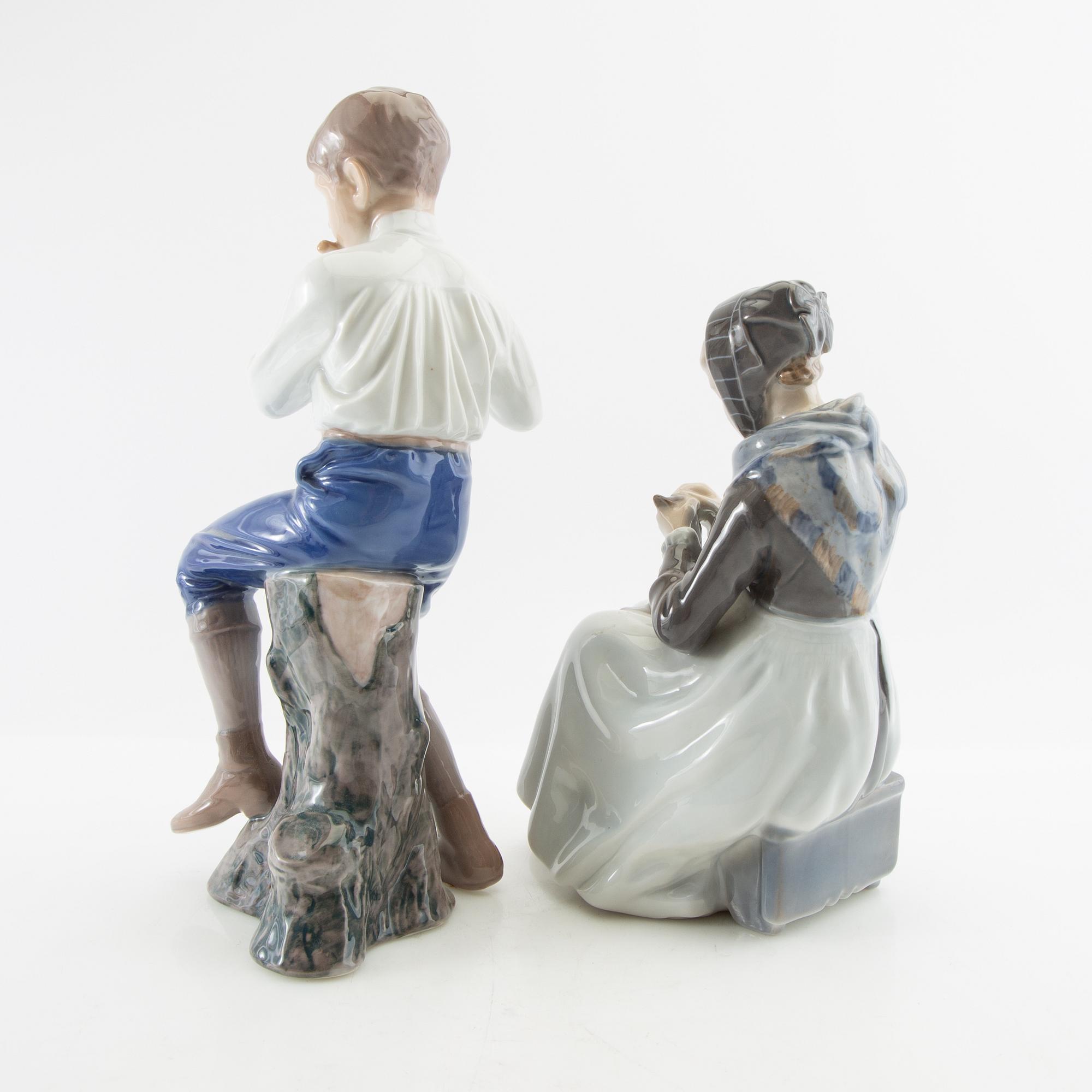 Figurines 4 pcs Bing & Grøndahl and Royal Copenhagen porcelain from the second half of the 20th century.