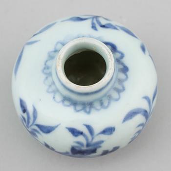 VAS, porslin, Kina, Ming, 1400-tal.