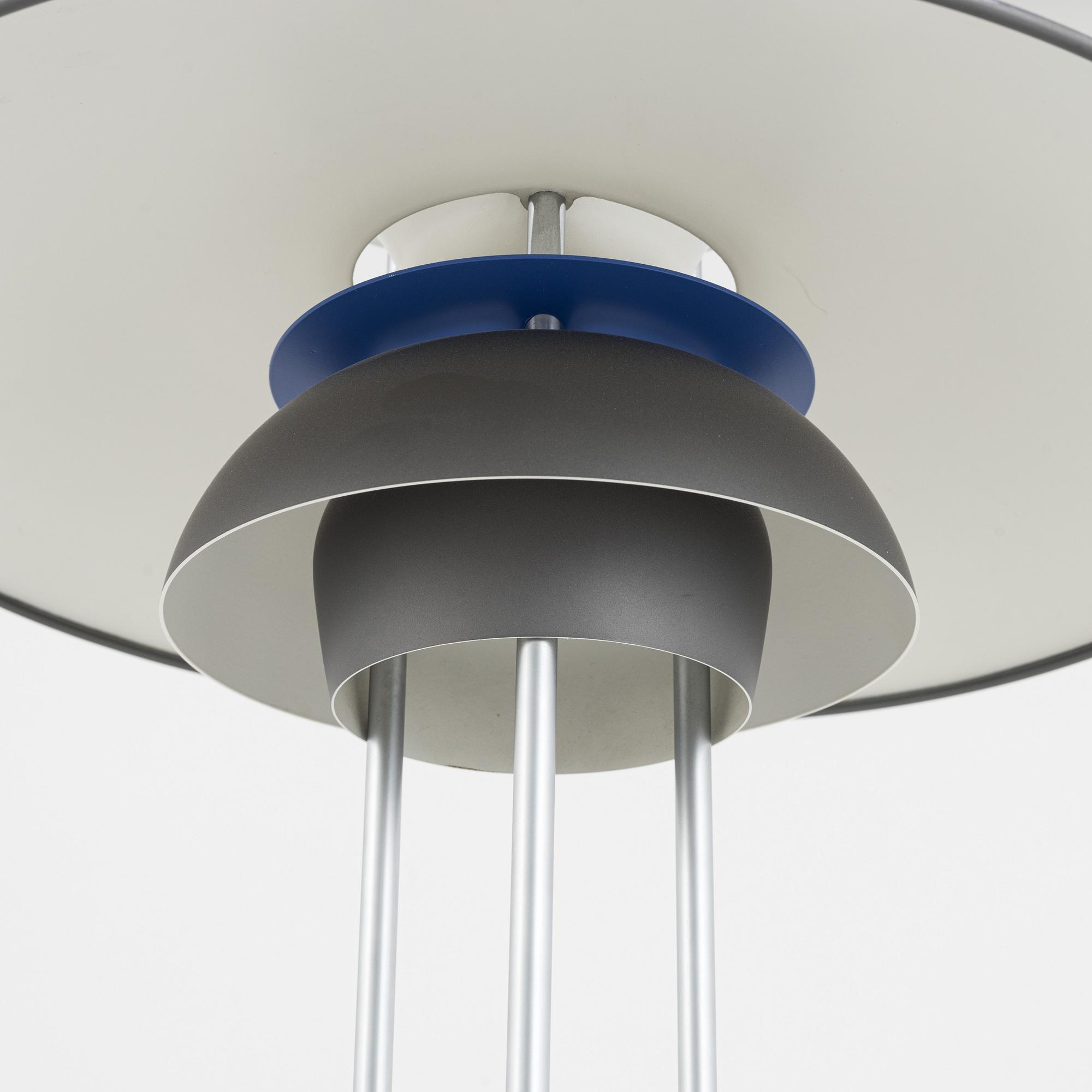 Poul Henningsen, bordslampa "PH5", modell 27095, Louis Poulsen, Danmark.