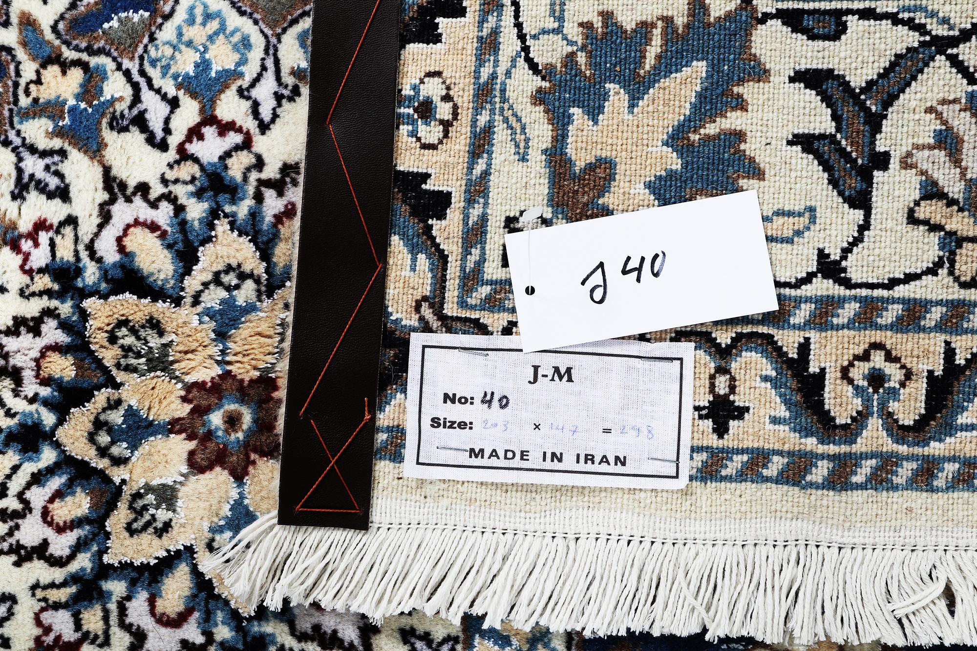 Matta, Nain, part silk, 9 LAA, ca 203 x 147 cm.