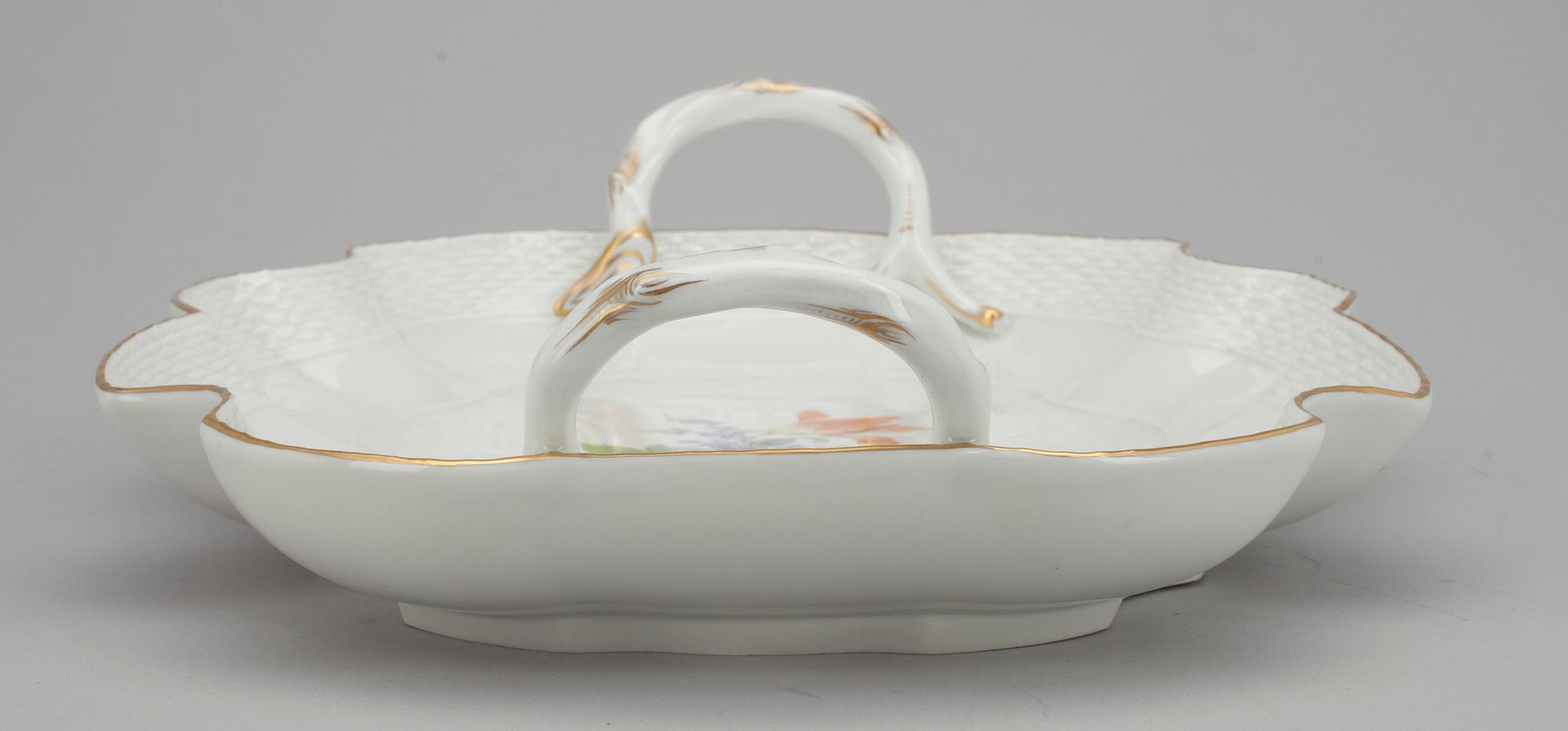 SERVERINGSFAT, porslin, Meissen, 1900-tal.