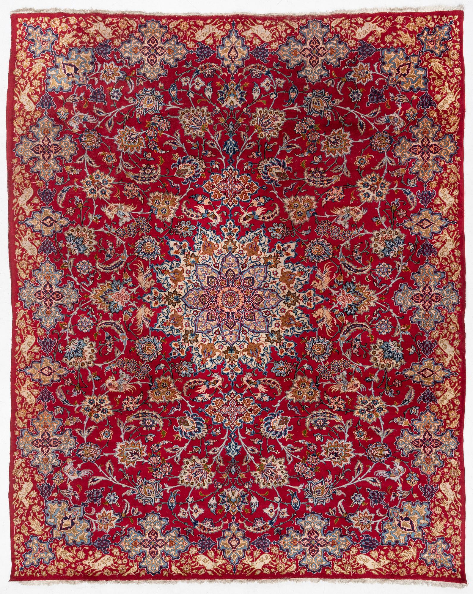 A Najafabad carpet, ca 391 x 311 cm.