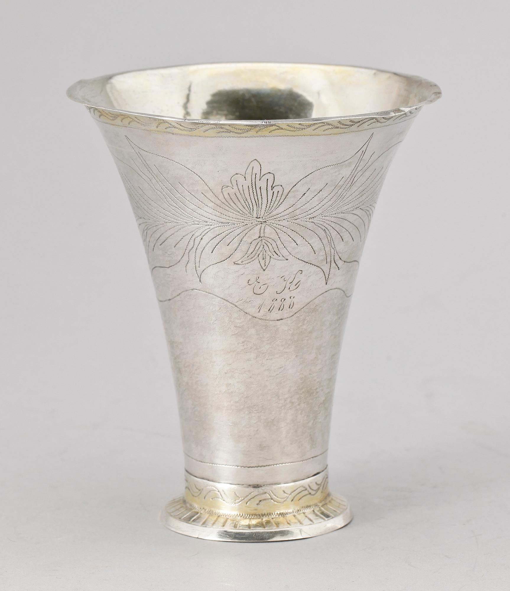 BÄGARE, silver, ej identifierad mästarstämpel, Larsson 1808. Ca 110 g.
