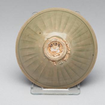 A celadon glazed bowl, Song dynasty (960-1279).