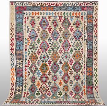 Matta, Kelim, ca 290 x 208 cm.