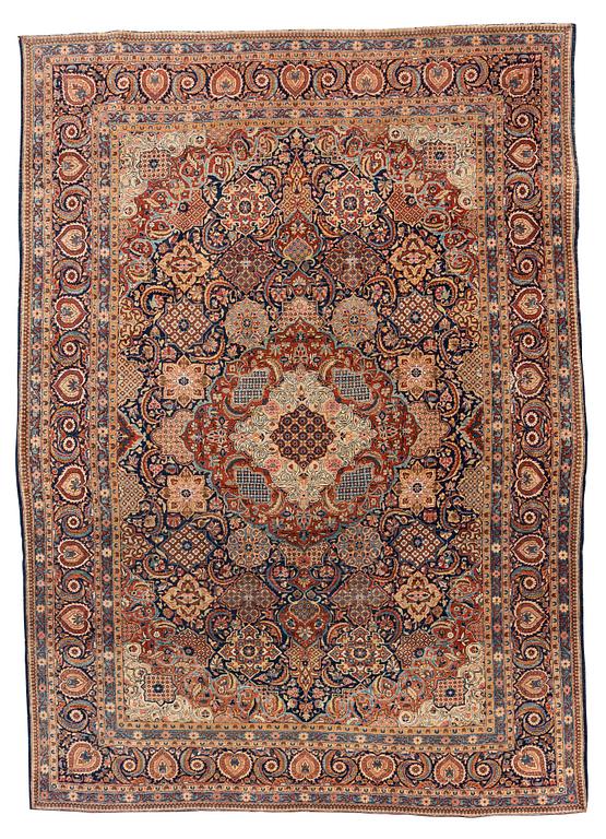 A carpet, semi-antique Tabriz, ca 357,5 x 253,5-263 cm.