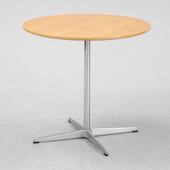 Arne Jacobsen, bord, "A622", Fritz Hansen, Danmark, 2008.