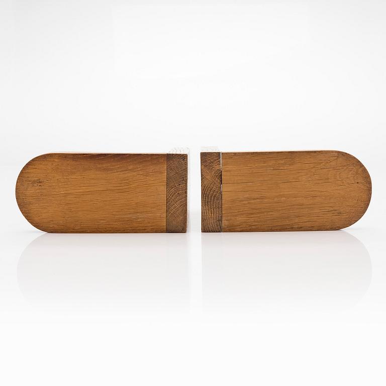 A pair of 20th century bookends.