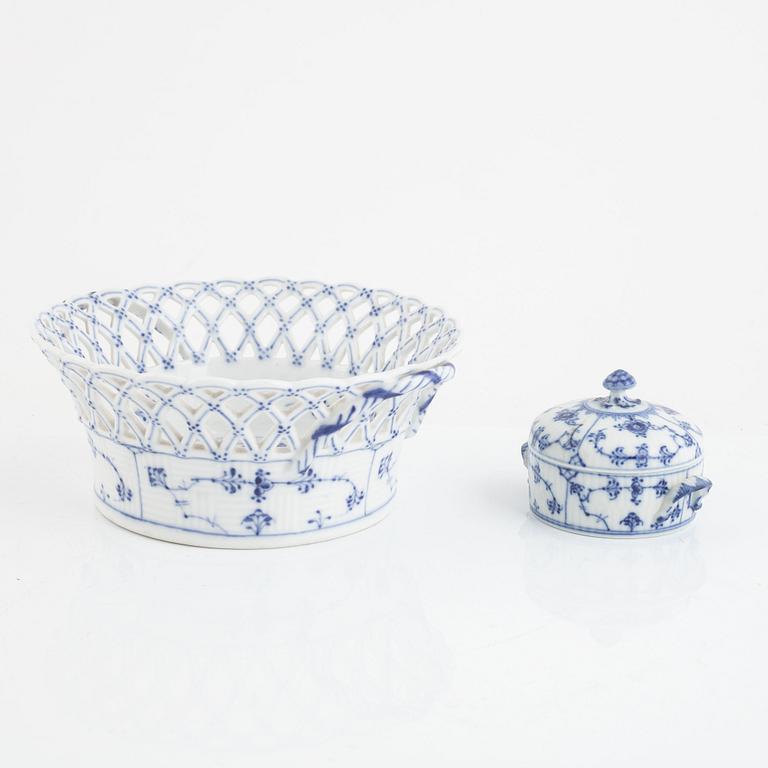 A 'Musselmalet' porcelain pot, a bowl and a sugar bowl with lid, Royal Copenhagen, Denmark.