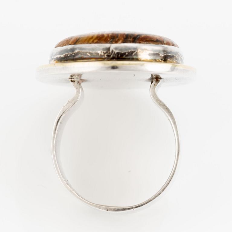 Anders Högberg, ring, sterling silver with stone.