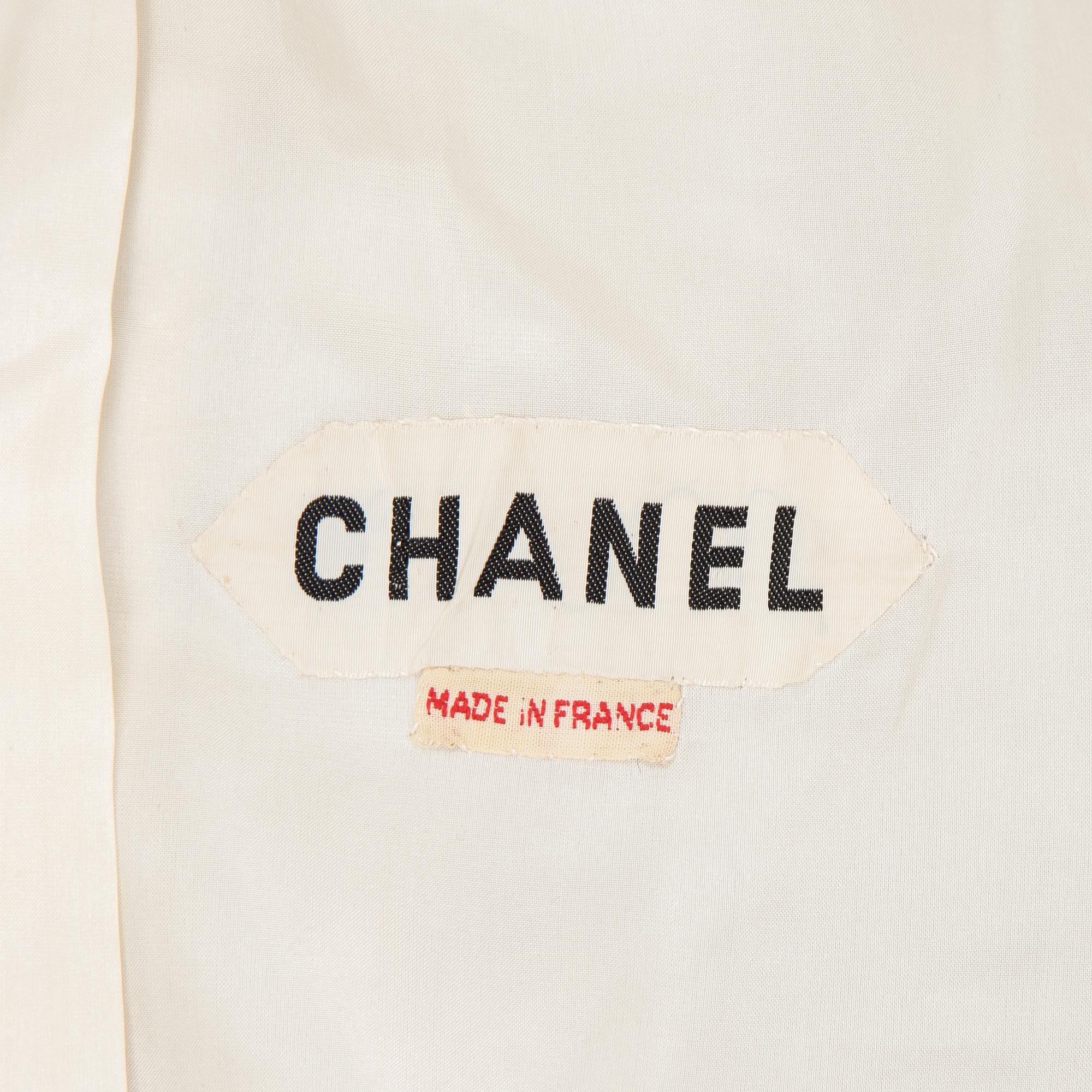 Chanel, dräkt, bestående av kavaj samt kjol, 1960-tal.