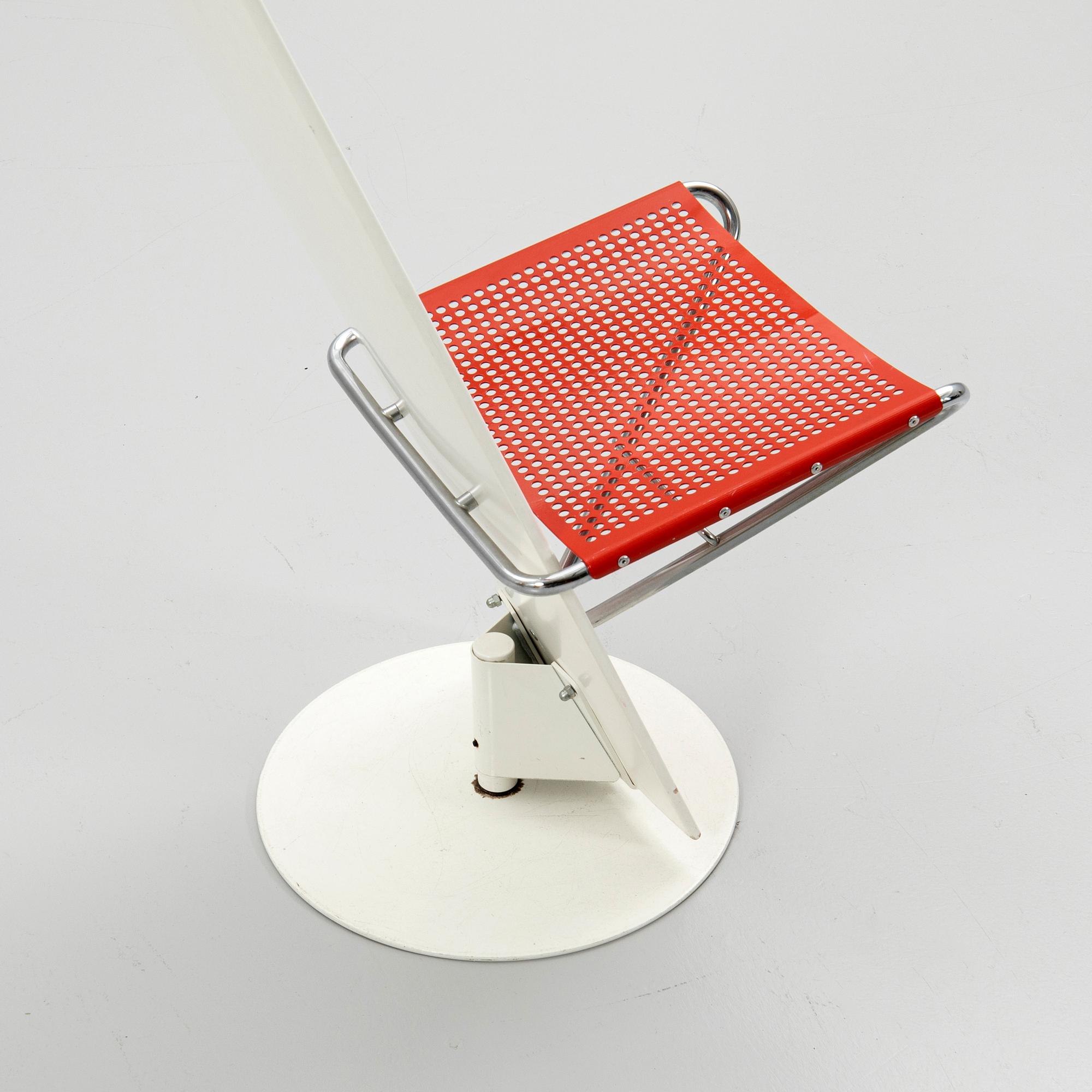 Börge Lindau & Bo Lindekrantz, Snurrstol, "Planka", Lammhults Möbel, modellen formgiven 1985.