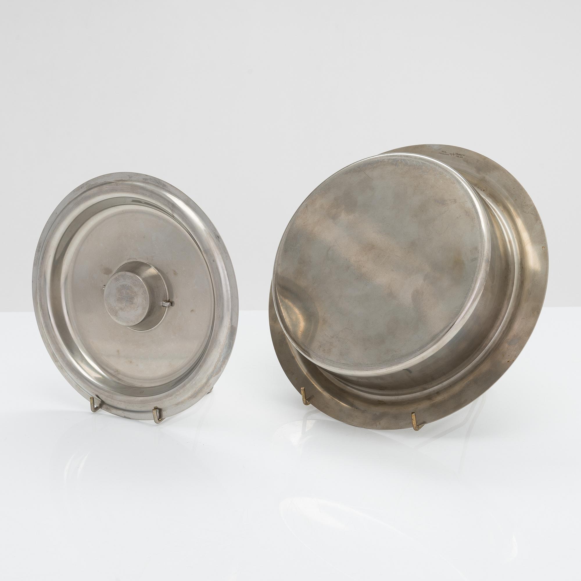 Beretl Gardberg, cutlery 56 pcs, and a lidded bowl, stainless steel, Sorsakoski, Fiskars, latter half the 20th century.