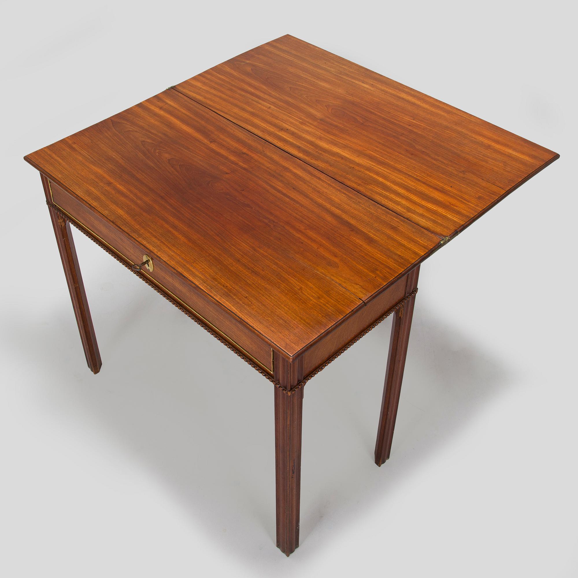 Pelipöytä, Ruotsi 1700-luvun loppu.