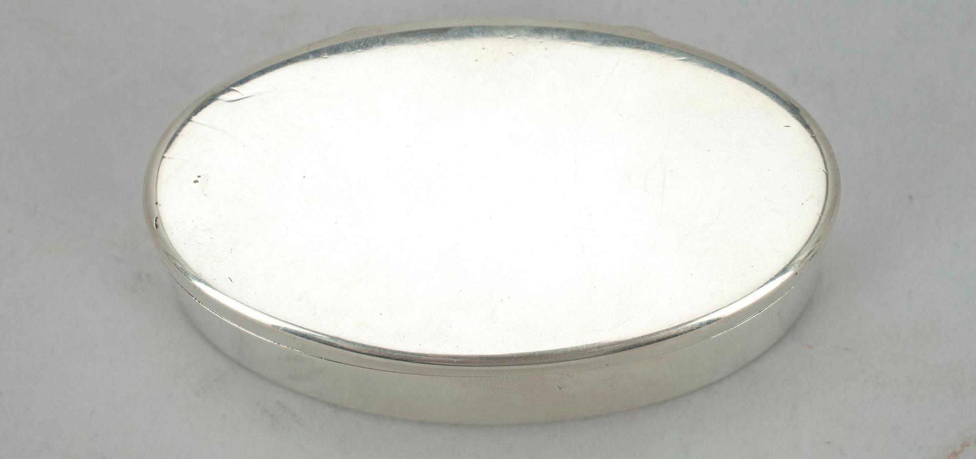SNUSDOSA, silver, Stockholm 1700-tal. Vikt 109 g.