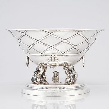 Johan Rohde, praktskål, Georg Jensen, Köpenhamn 1925-1932, sterling silver, design nr 268B.