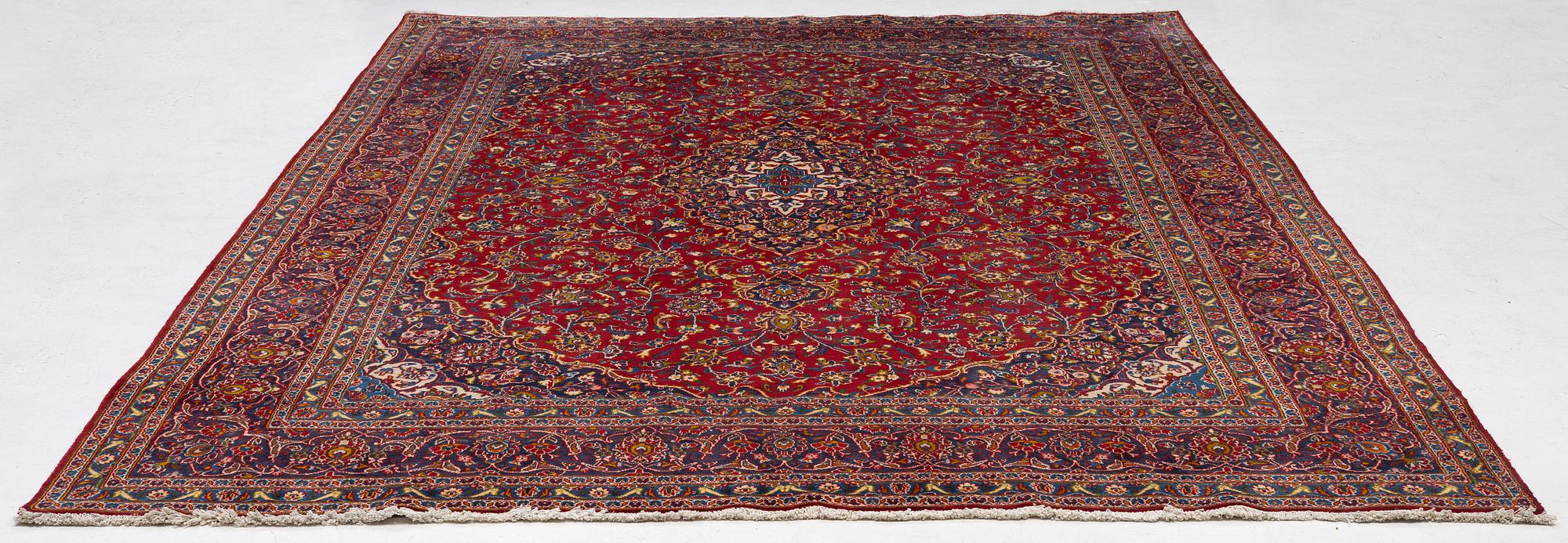 Matta, Keshan, ca 420 x 282 cm.