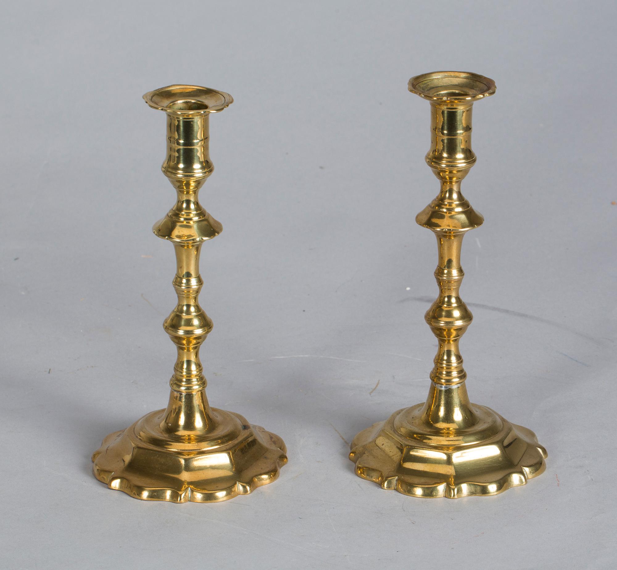 LJUSSTAKAR, ett par, nyrokoko, 1800-tal.