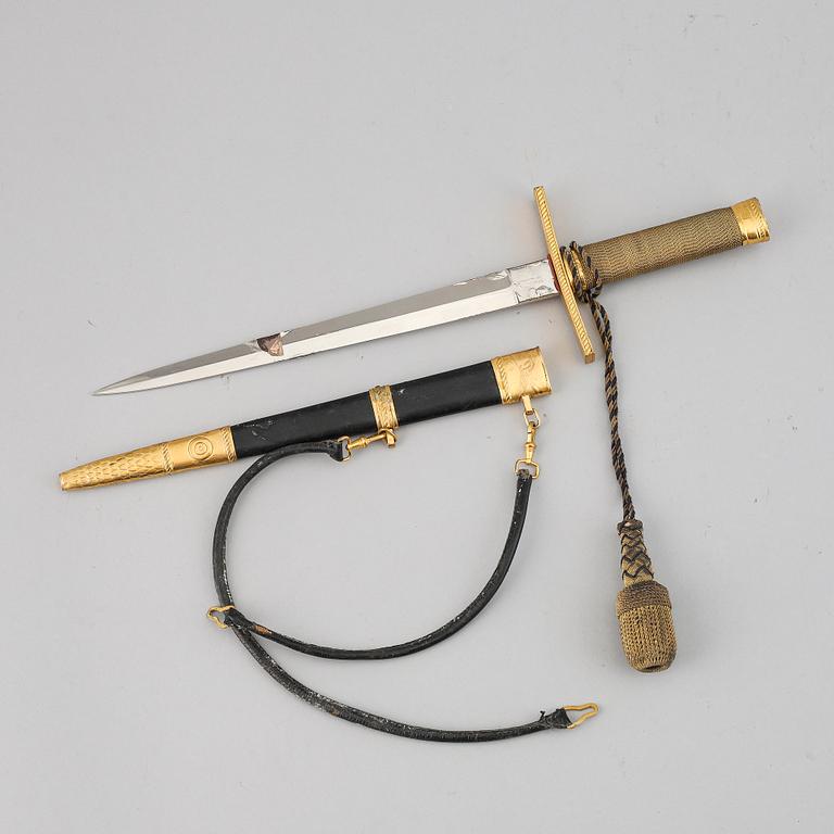 A Swedish Airforce officer's dagger 1952 pattern.