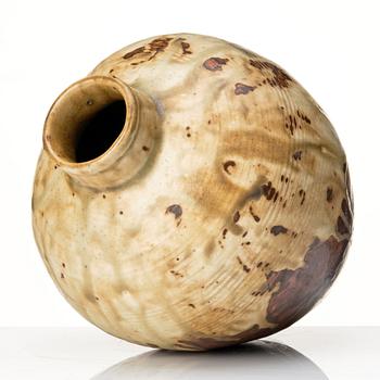 Bode Willumsen, a stoneware jar, Denmark 1920-1940s.