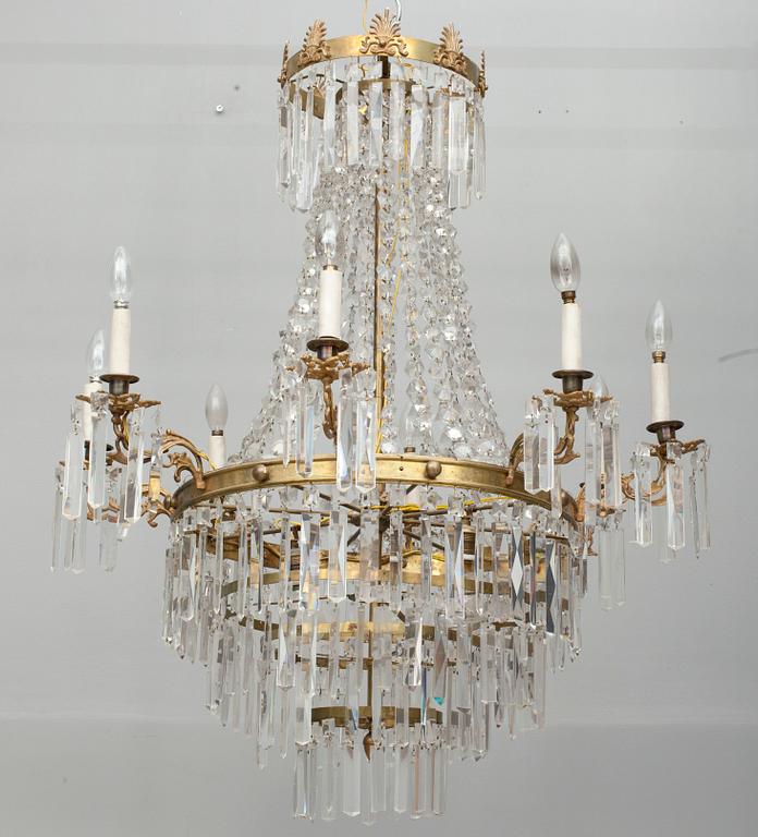 TAKKRONA, empirstil, 1800-talets slut. Höjd 103 cm.