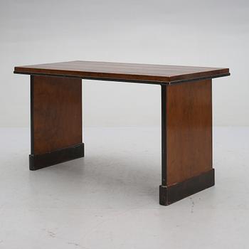 BORD, 1900-talets första hälft.