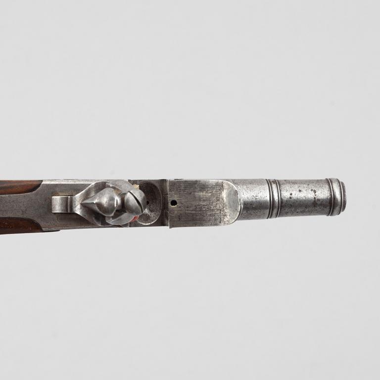 Flintlåspistoler, ett par, signerade Lambert Dit Biron, Liege omkring år 1800.