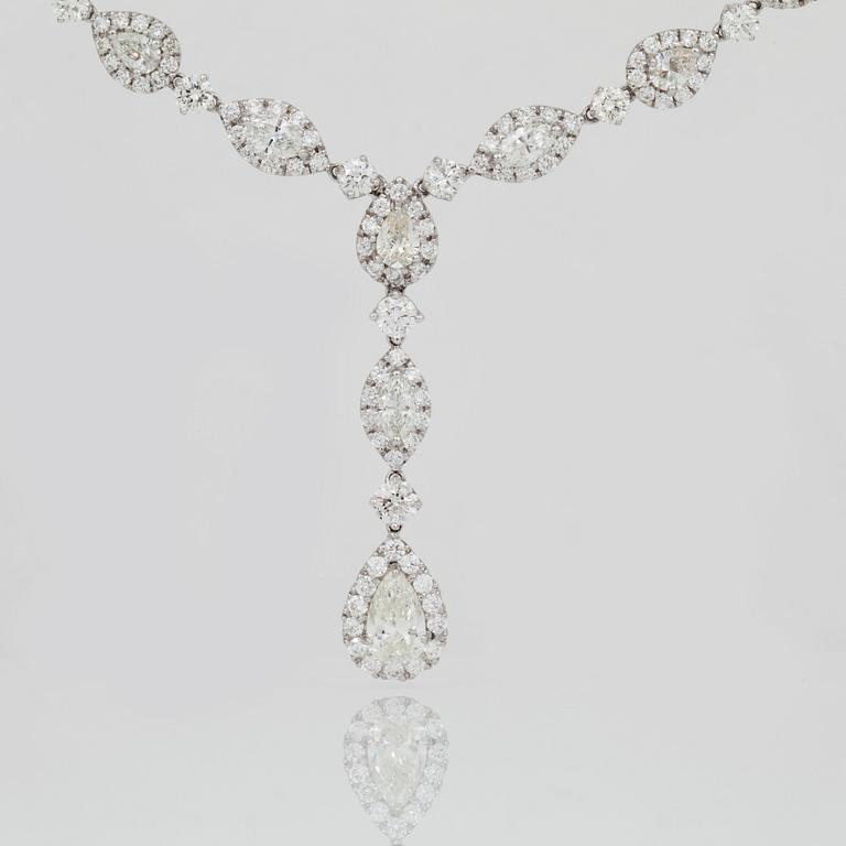 COLLIER med dropp-, markis- och briljantslipade diamanter, totalt ca 26 ct.